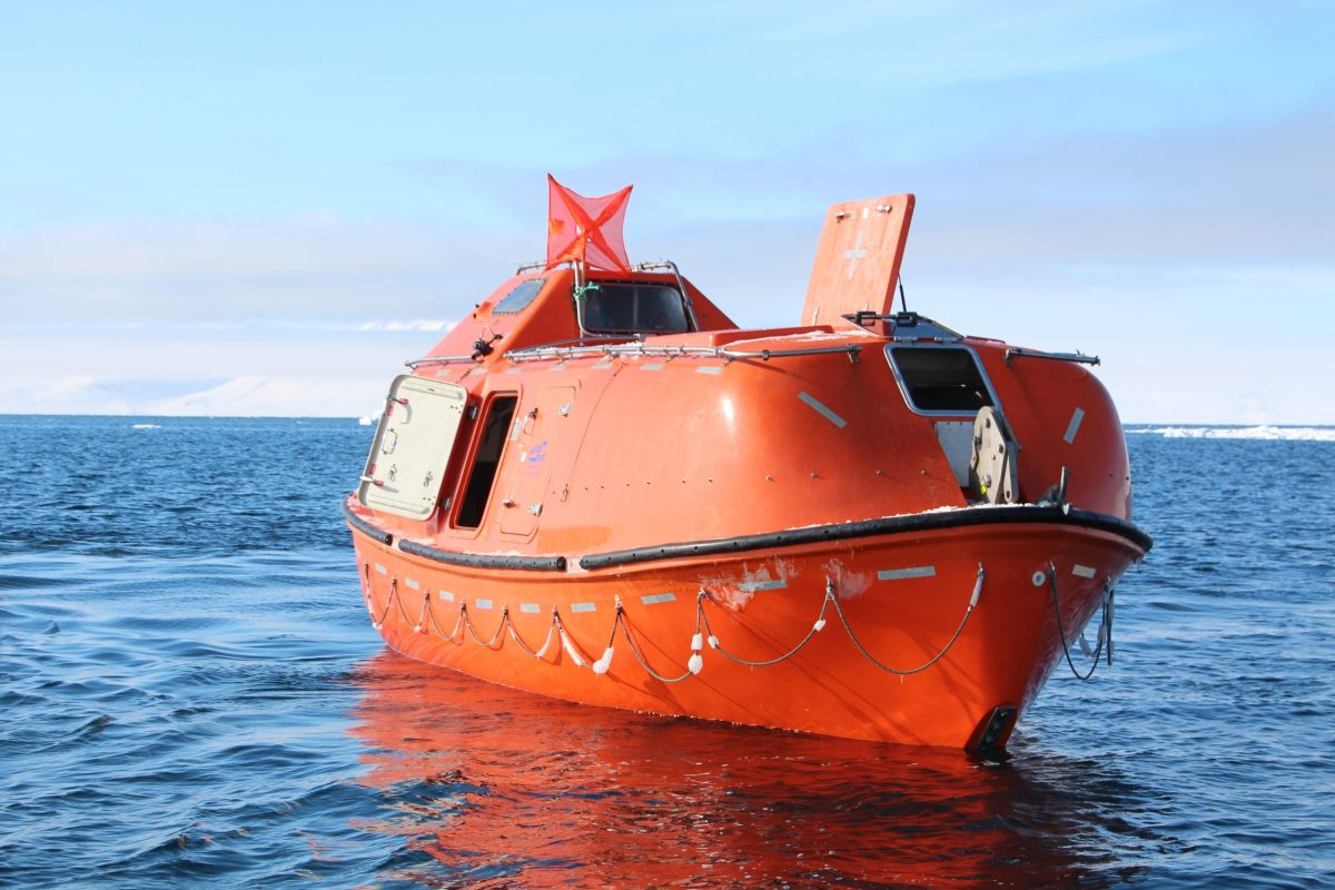 A Glance At Offshore Life Boat